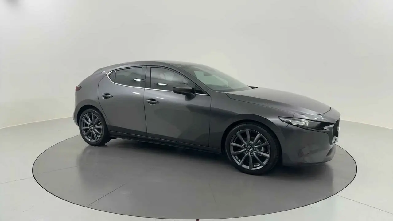 2021 Mazda 3 Image 8