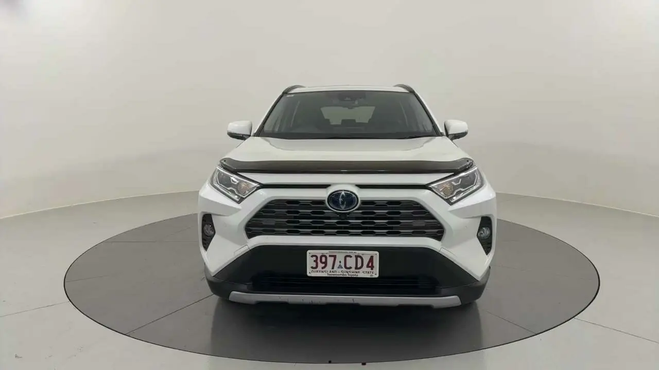 2021 Toyota RAV4 Image 2