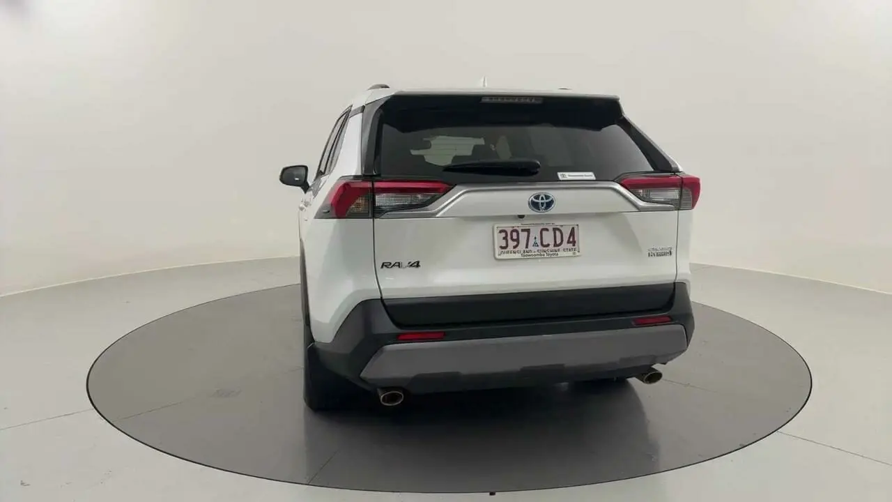 2021 Toyota RAV4 Image 5