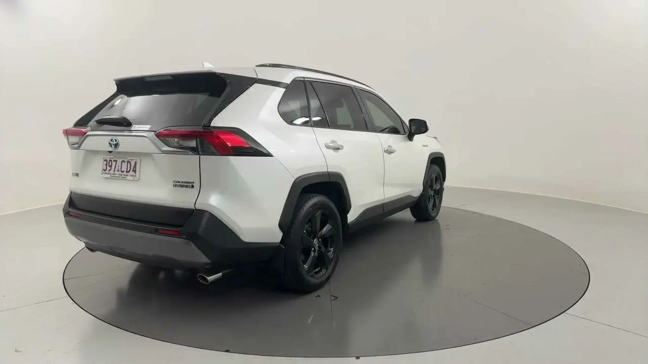 2021 Toyota RAV4 Image 6