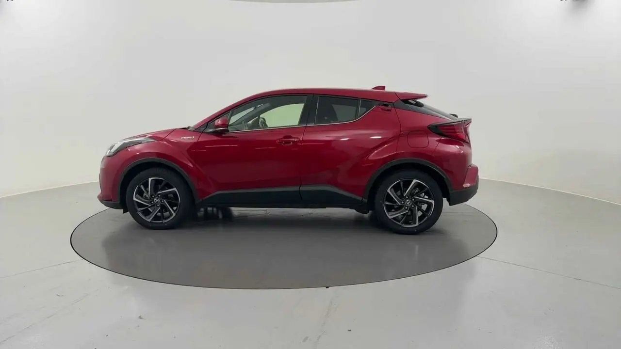 2020 Toyota C-HR Image 4