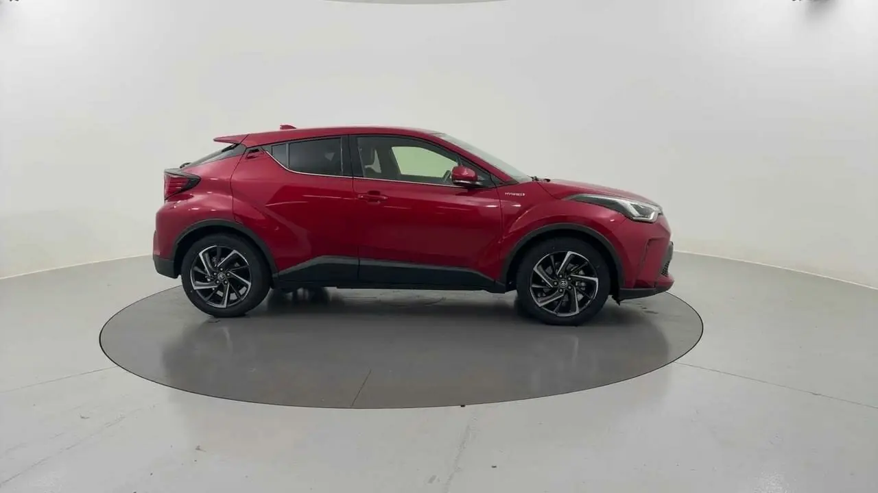 2020 Toyota C-HR Image 8