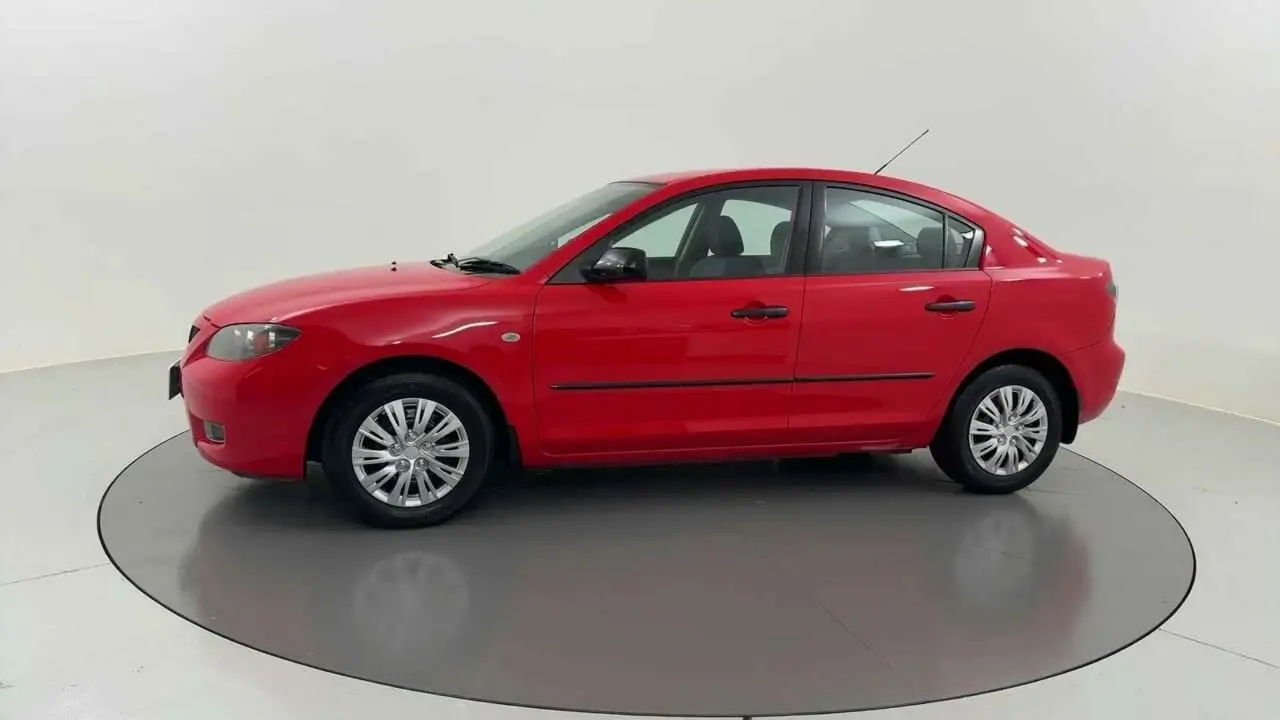 2006 Mazda 3 Image 2