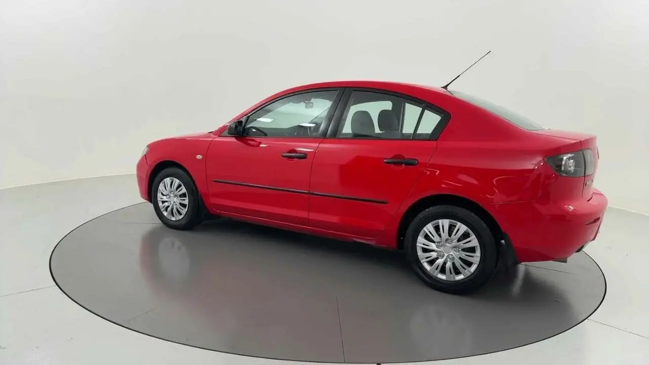 2006 Mazda 3 Image 3