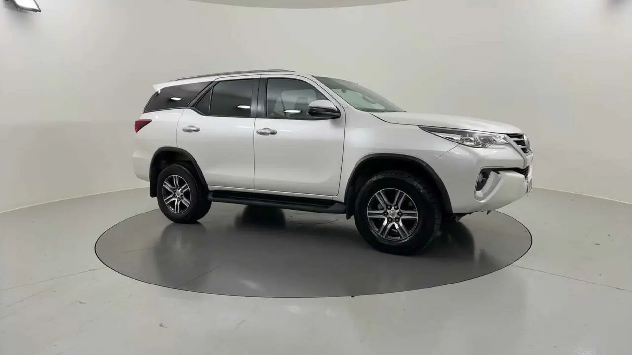 2019 Toyota Fortuner Image 7