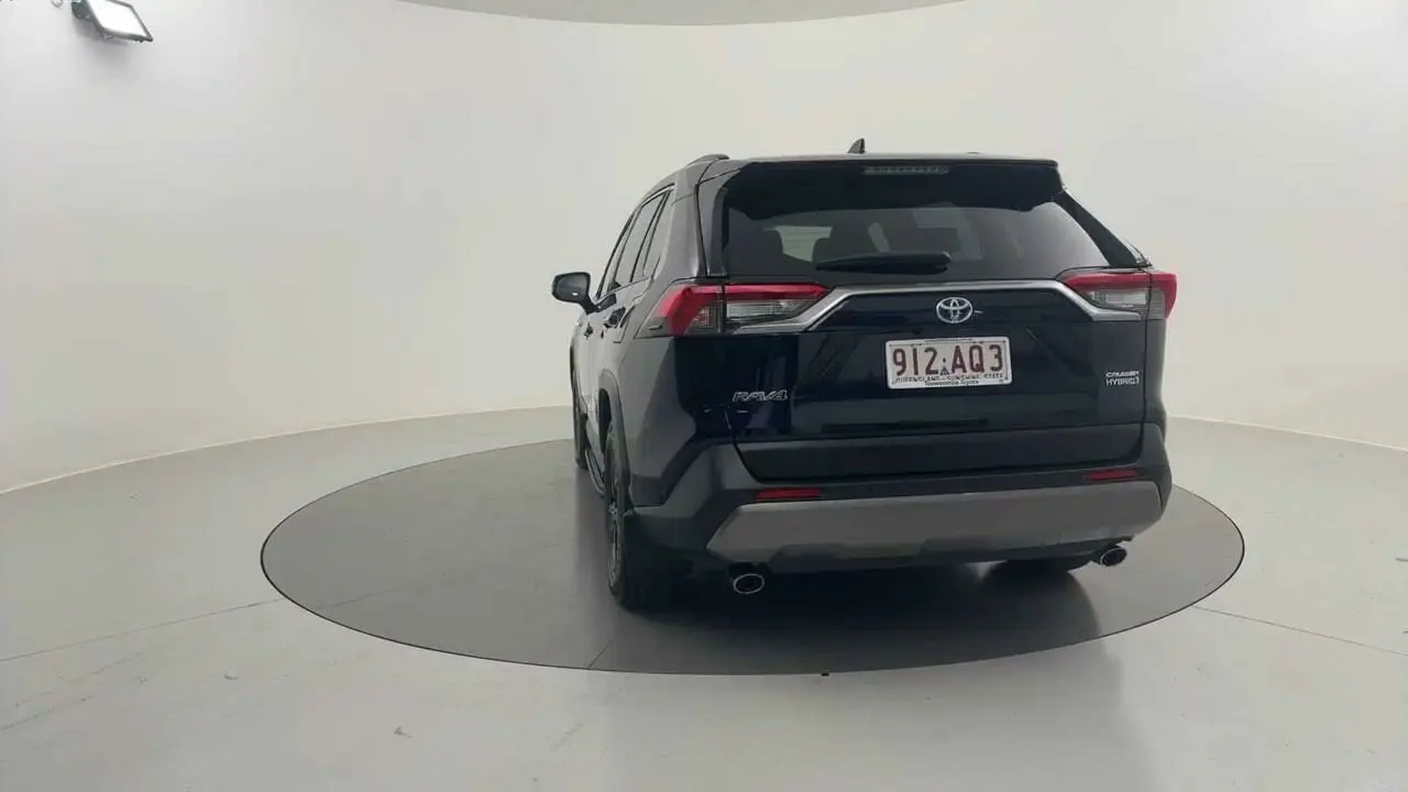 2020 Toyota RAV4 Image 4