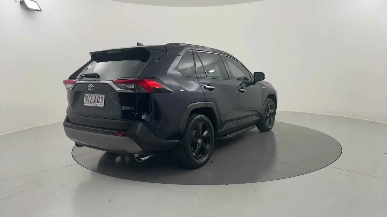 2020 Toyota RAV4 Image 5