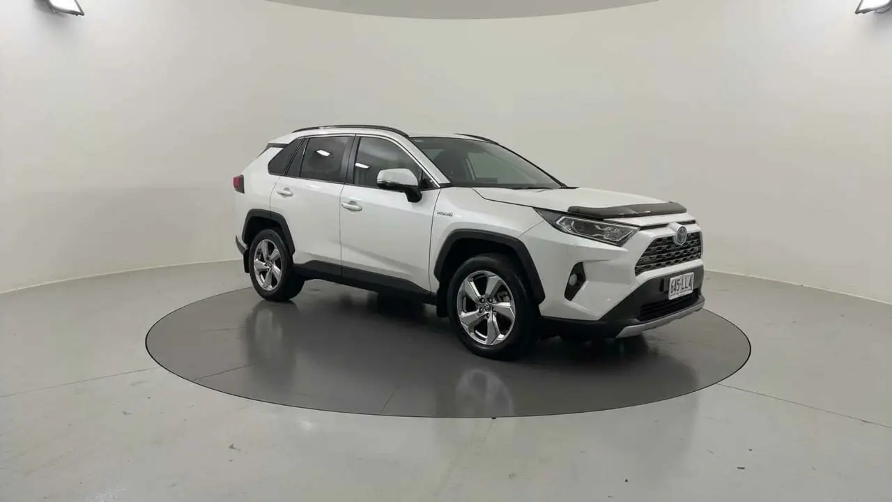 2020 Toyota RAV4 Image 6