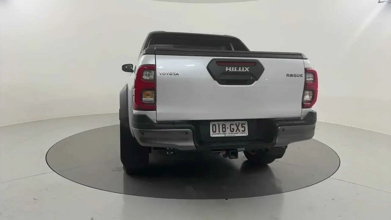 2023 Toyota Hilux Image 5