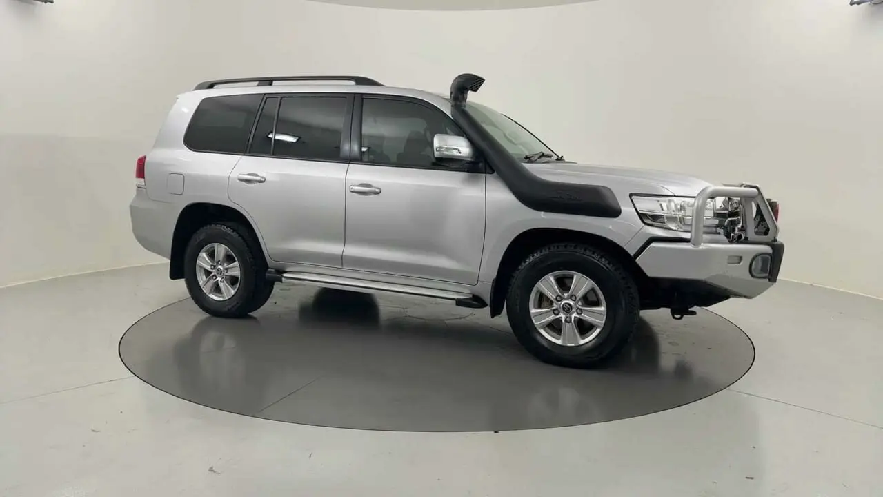 2019 Toyota Landcruiser Image 7