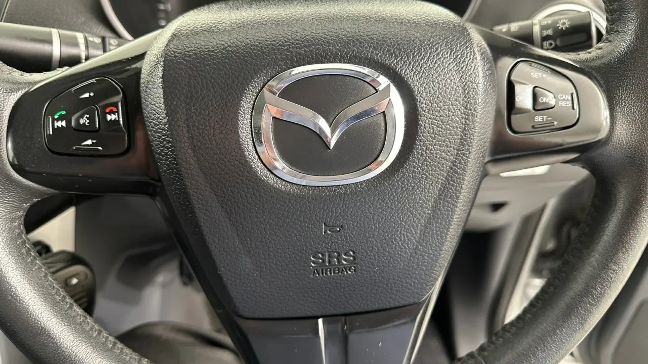 2012 Mazda BT-50 Image 11