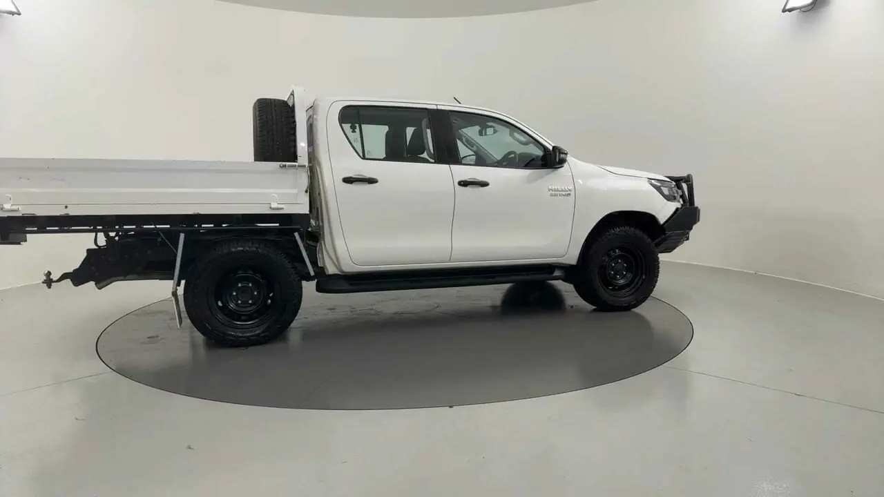 2021 Toyota Hilux Image 4