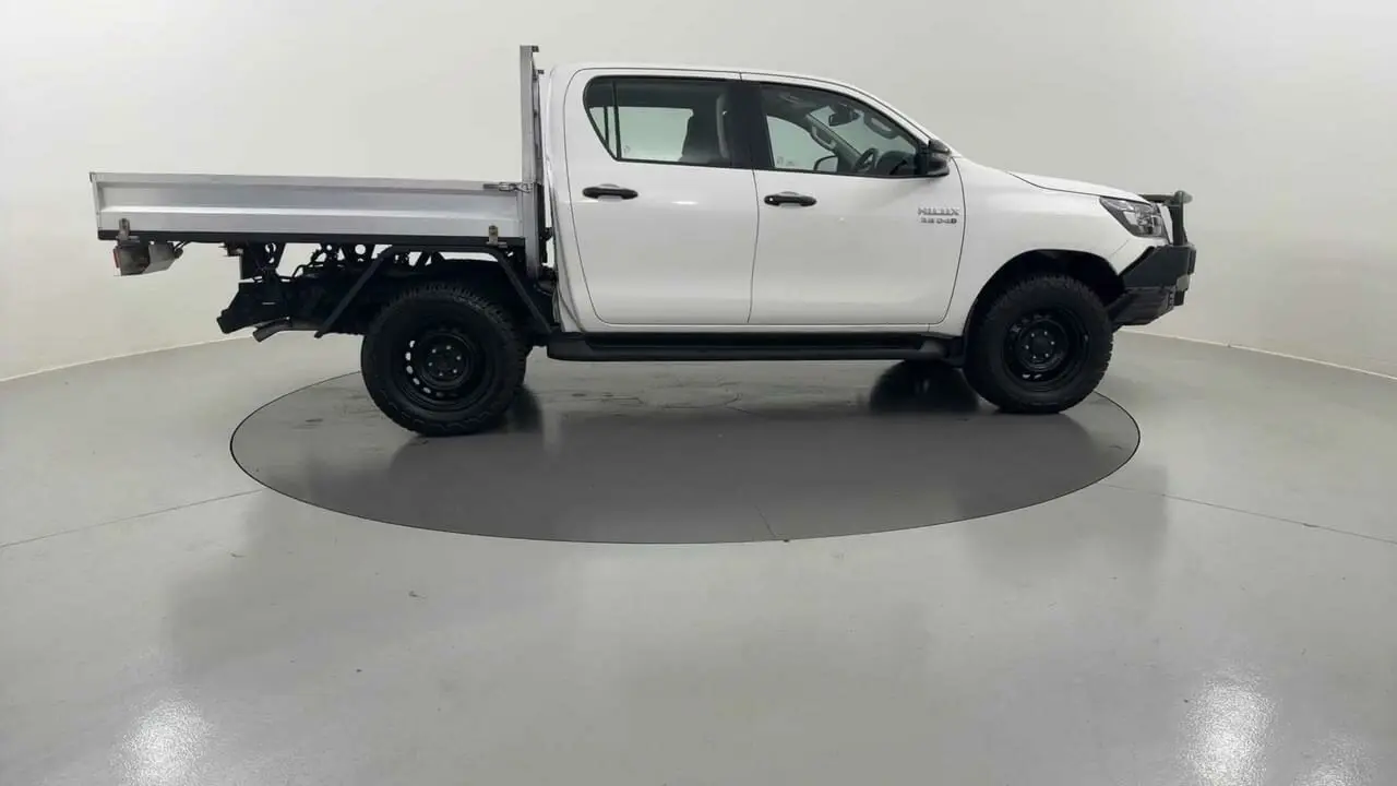 2021 Toyota Hilux Gallery Image 6