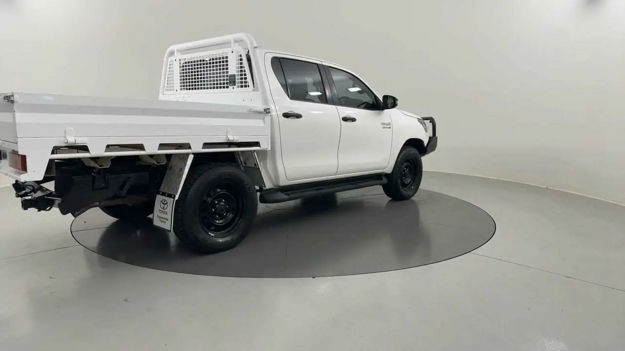 2021 Toyota Hilux Gallery Image 5