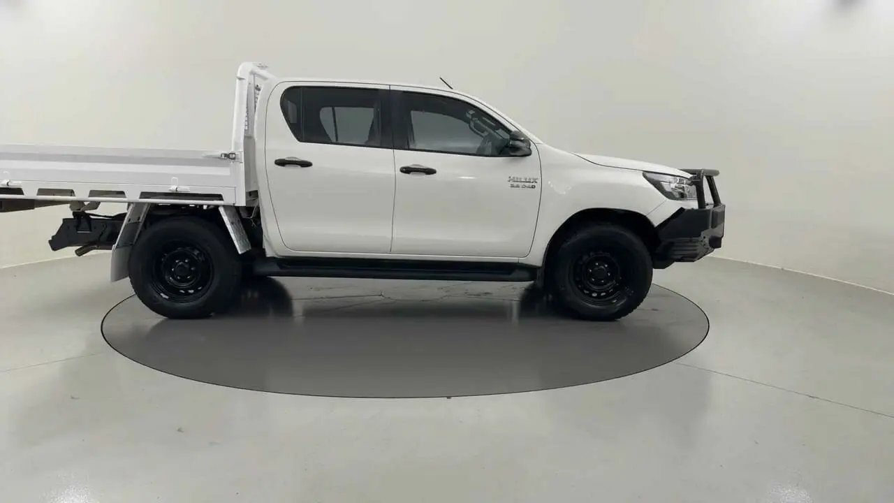 2021 Toyota Hilux Gallery Image 6