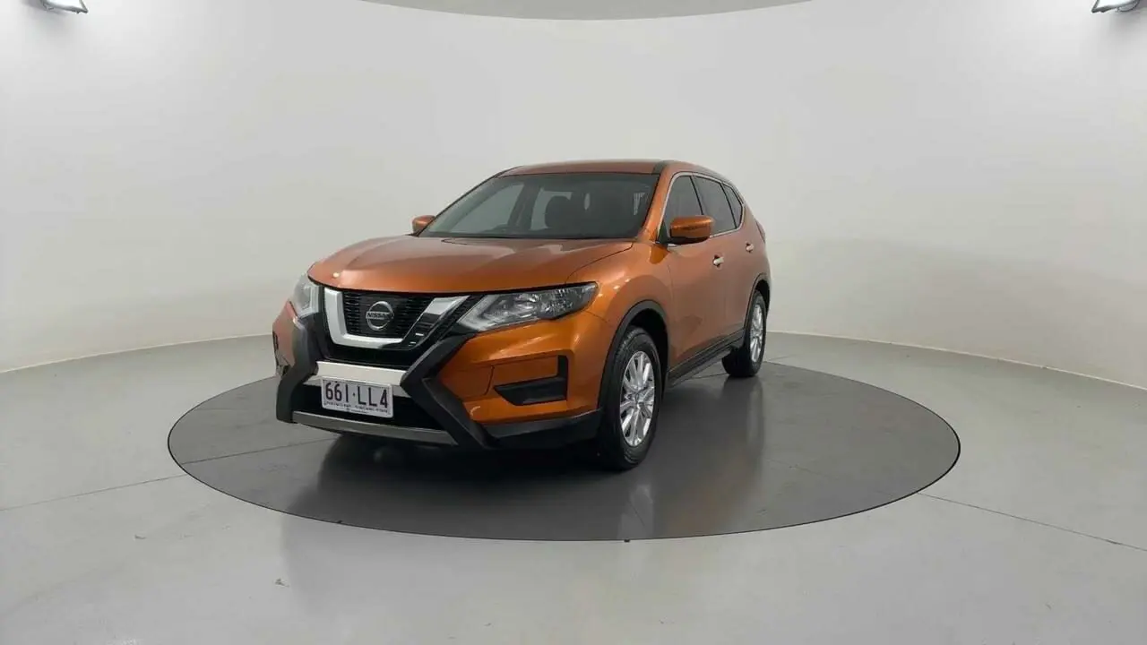 2019 Nissan X-Trail Image 1