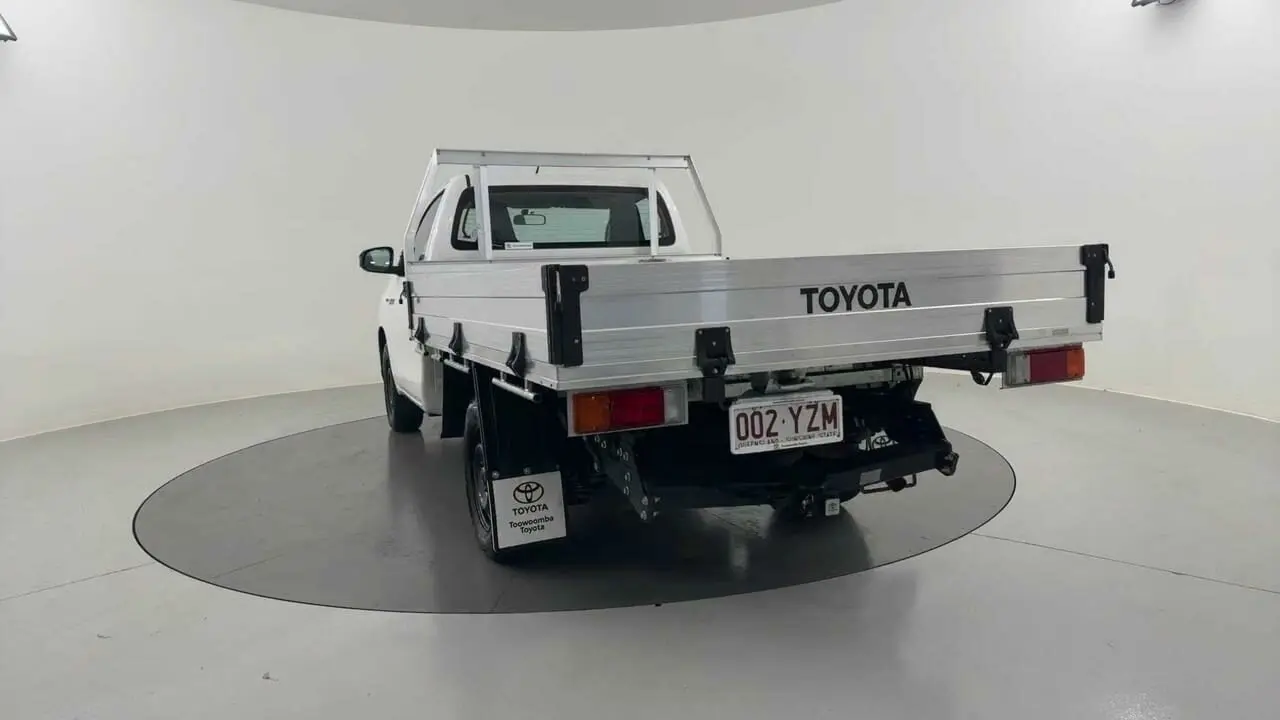 2019 Toyota Hilux Image 5