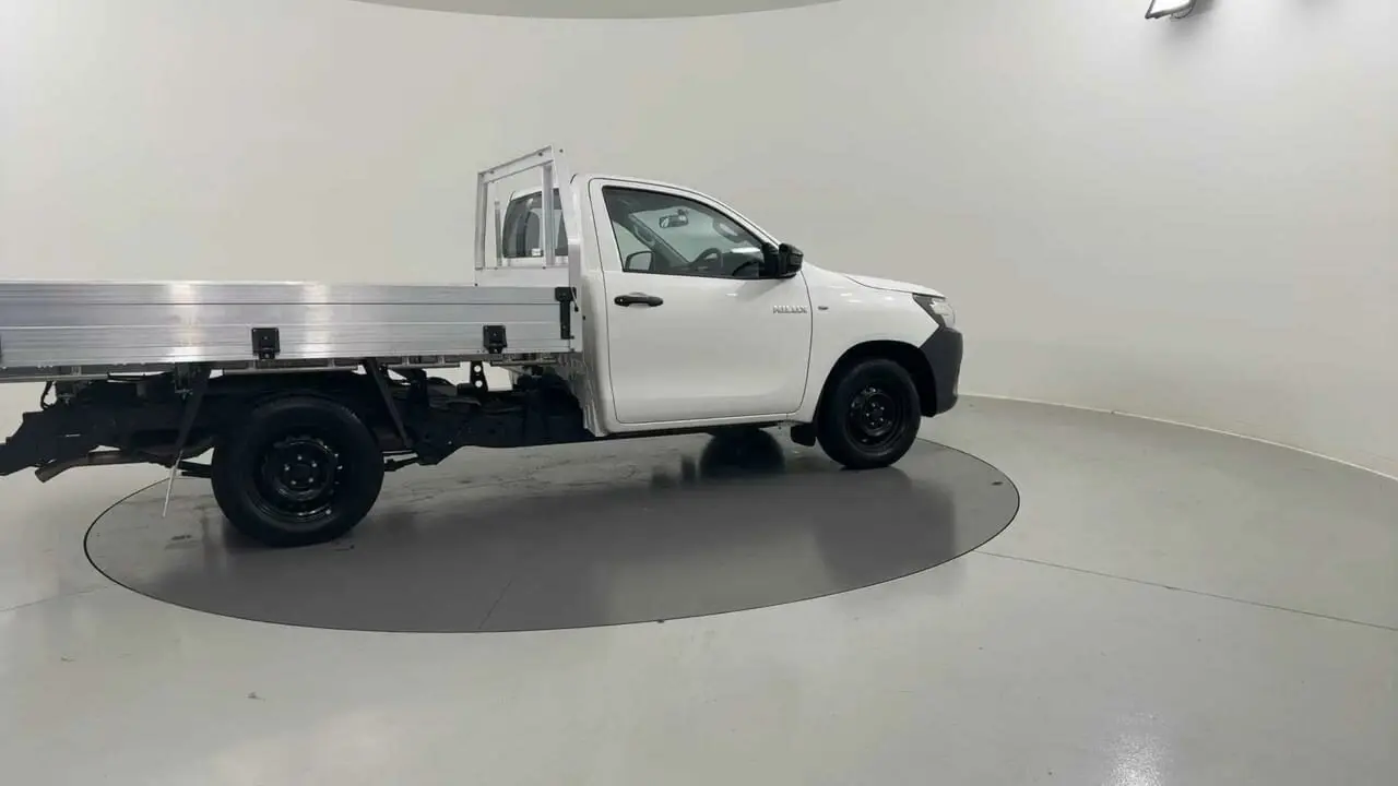 2019 Toyota Hilux Image 7