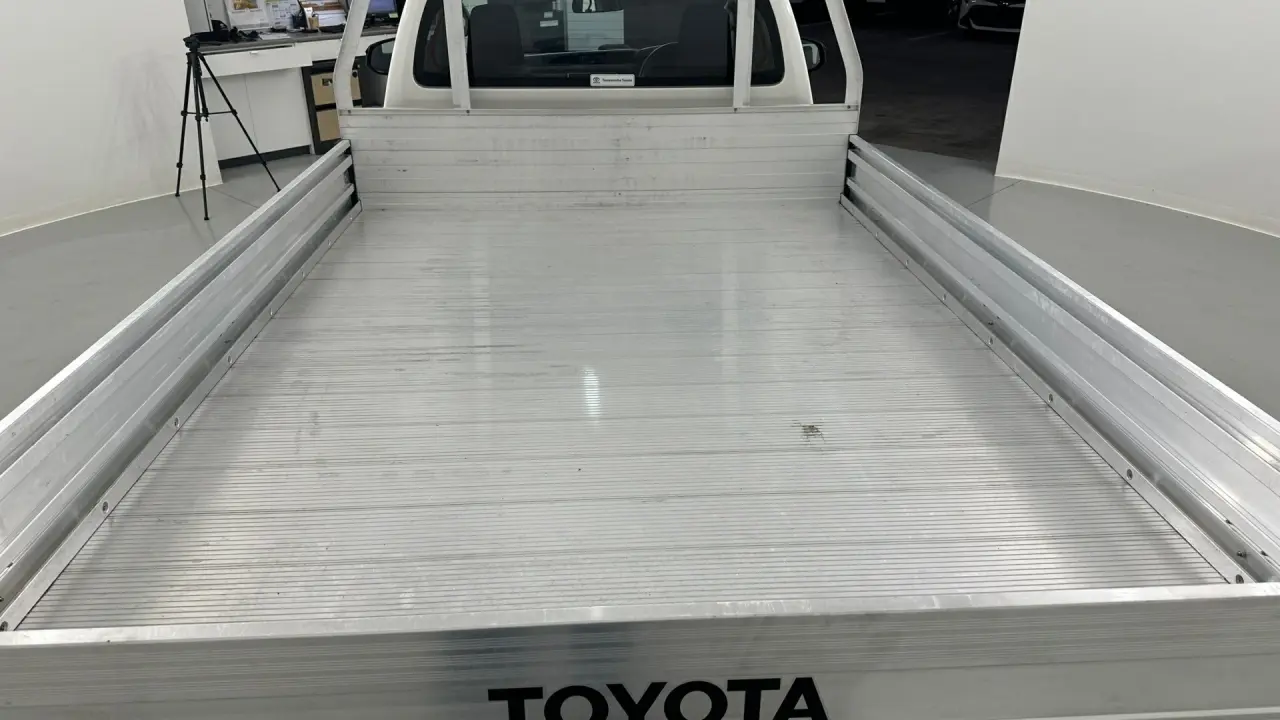 2019 Toyota Hilux Image 9