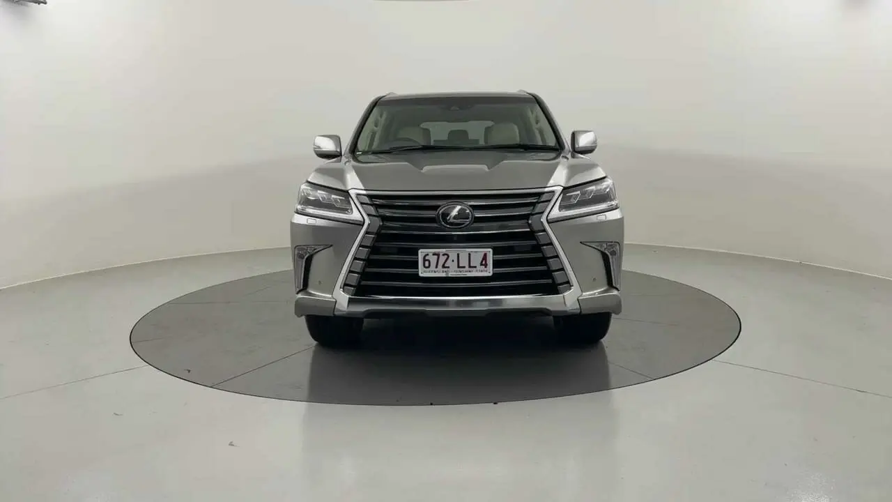 2019 Lexus Lx450d Gallery Image 8