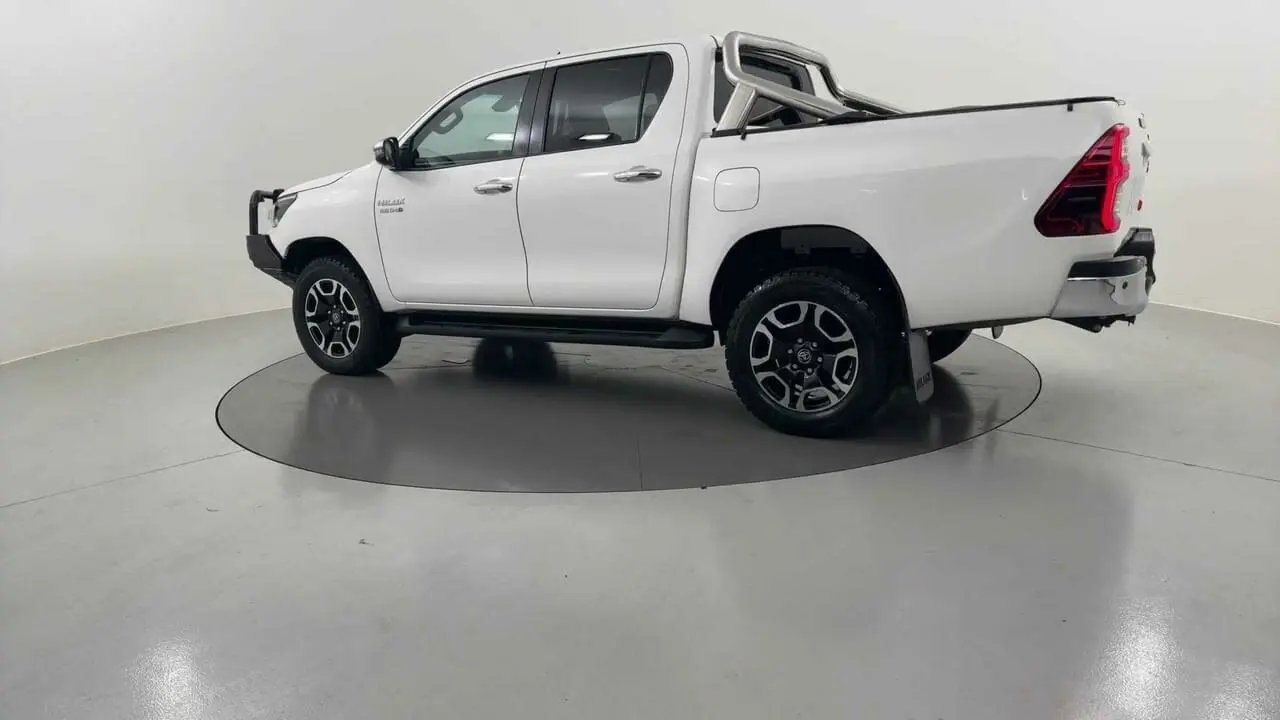 2020 Toyota Hilux Image 3