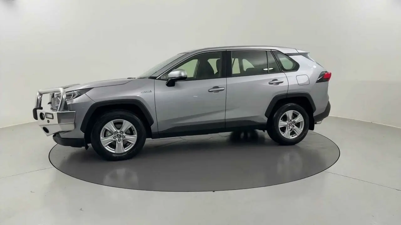 2020 Toyota Rav4 Gallery Image 2