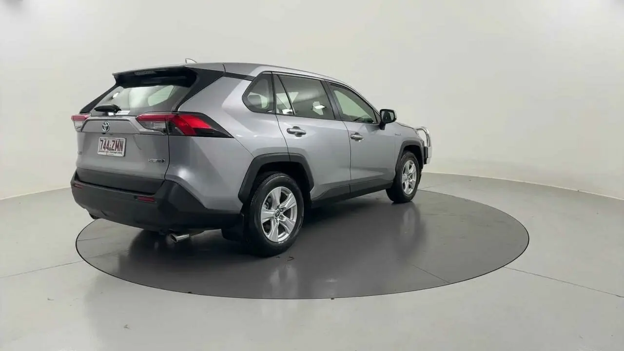 2020 Toyota Rav4 Gallery Image 5