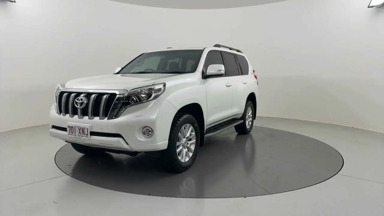 2016 Toyota Landcruiser Prado Gallery Image 1