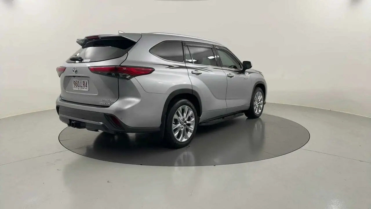 2021 Toyota Kluger Gallery Image 5