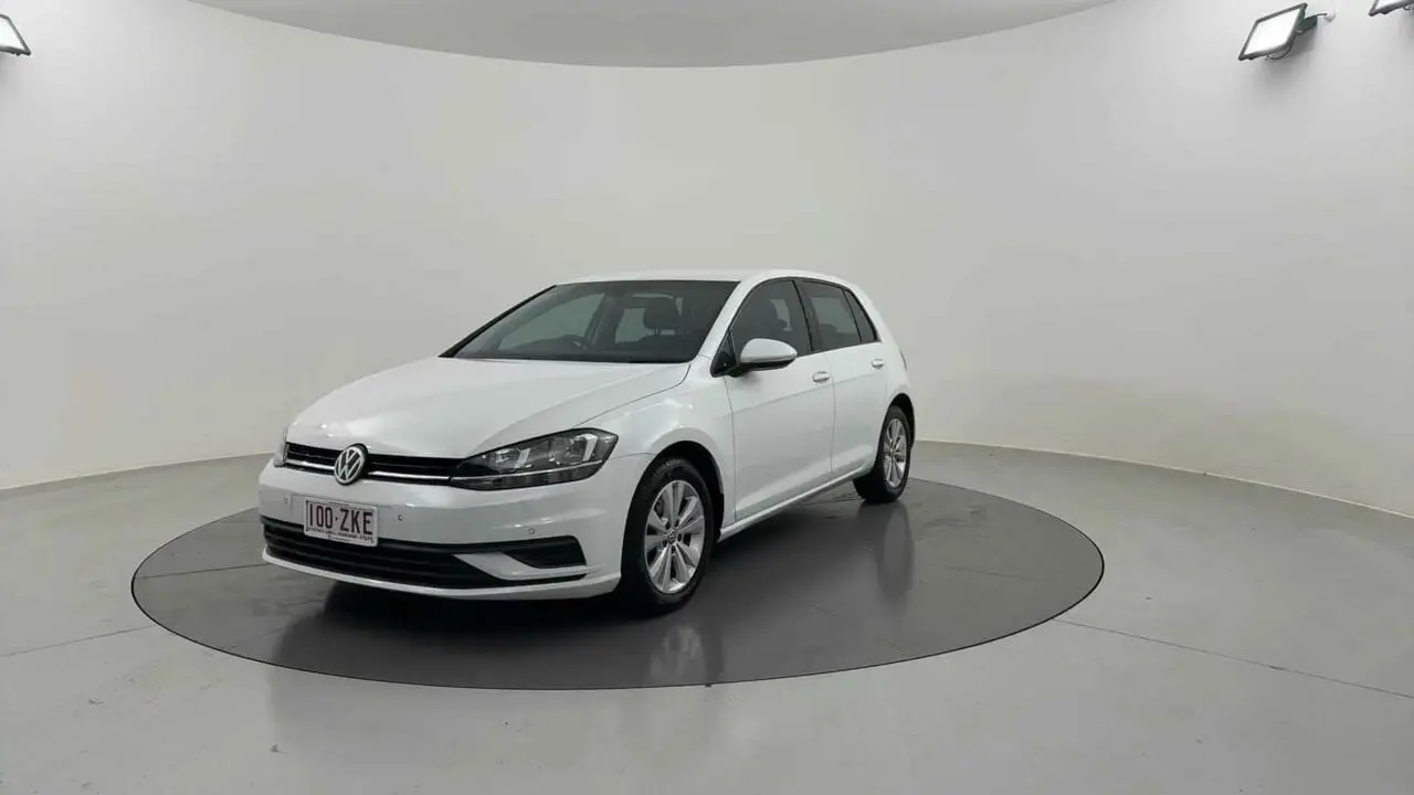 2019 Volkswagen Golf Gallery Image 1