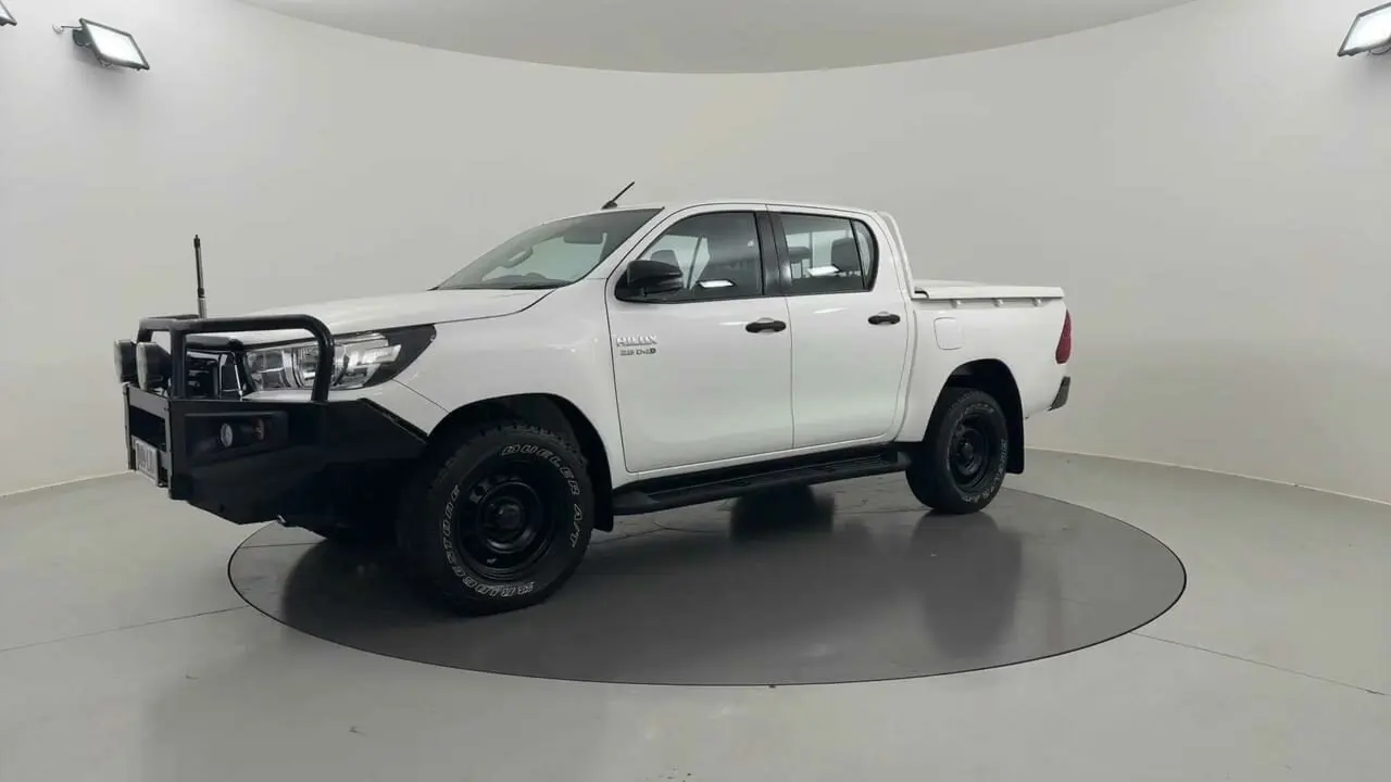 2019 Toyota Hilux Gallery Image 1