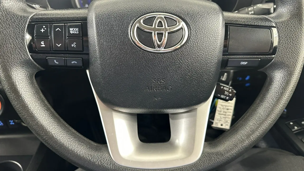 2019 Toyota Hilux Gallery Image 10