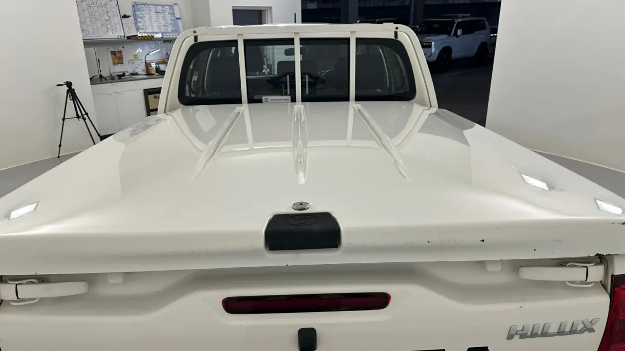 2019 Toyota Hilux Gallery Image 17