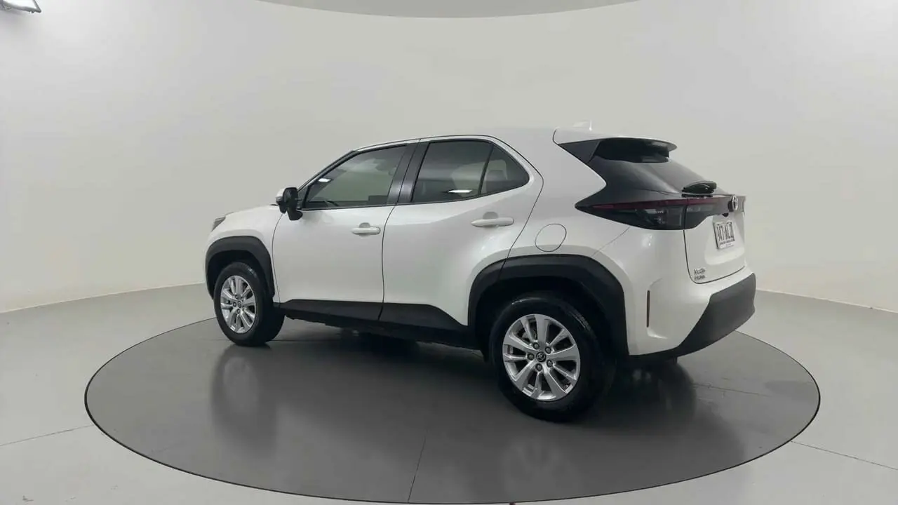 2020 Toyota Yaris Cross Gallery Image 3