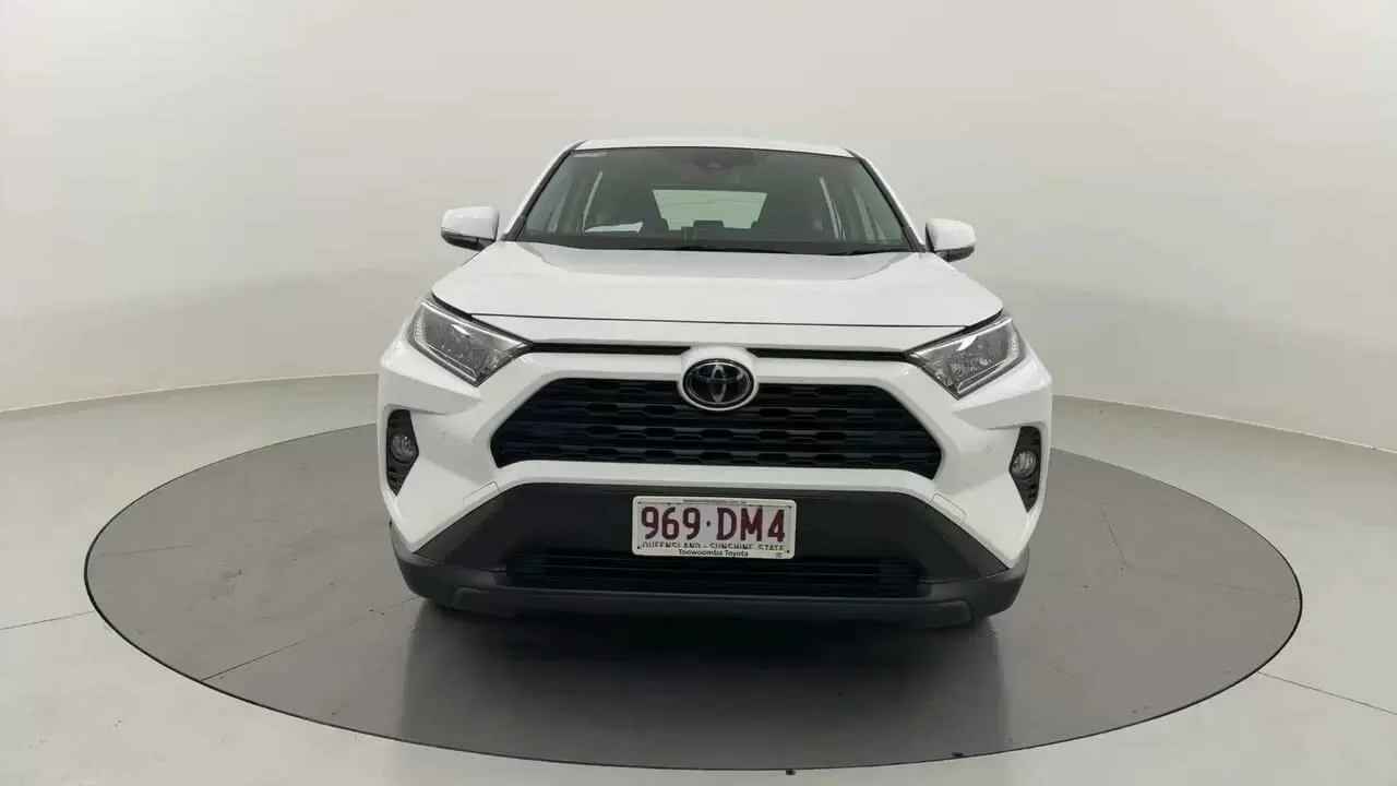 2021 Toyota Rav4 Gallery Image 3