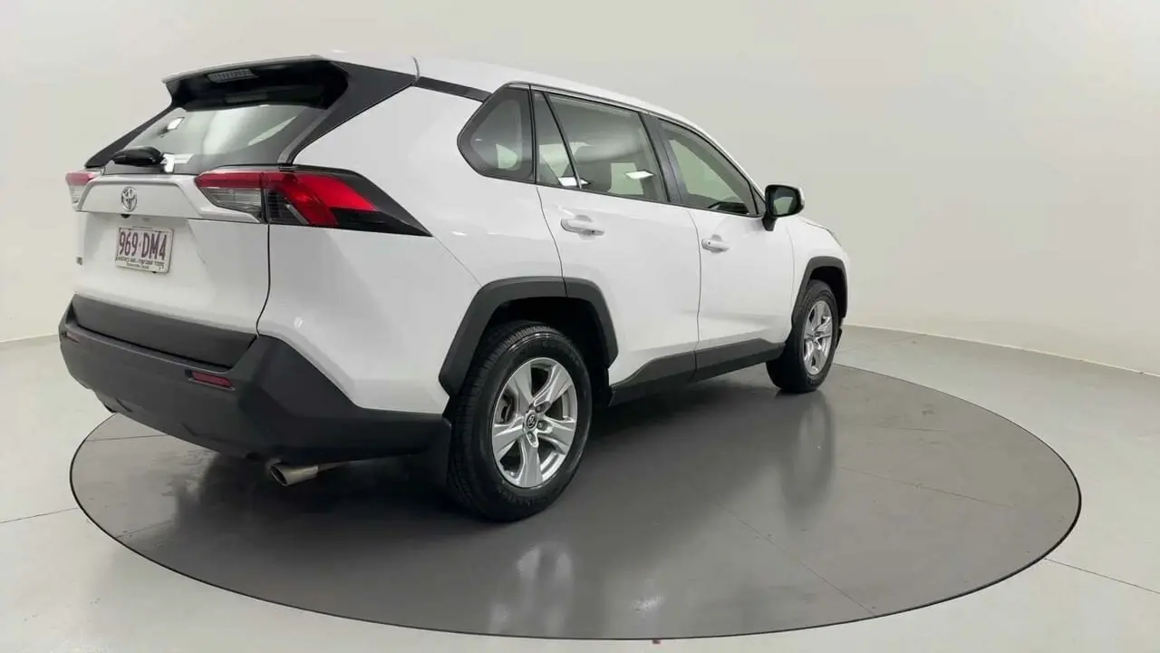 2021 Toyota Rav4 Gallery Image 4