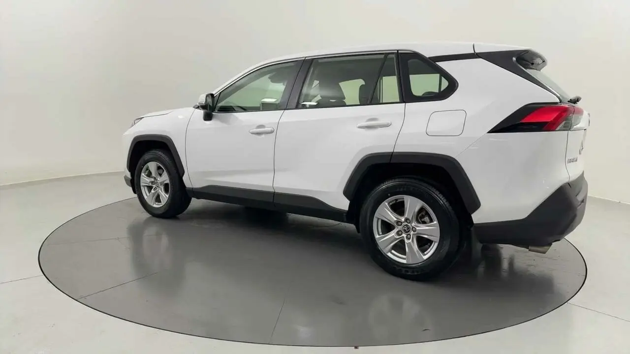 2021 Toyota Rav4 Gallery Image 5