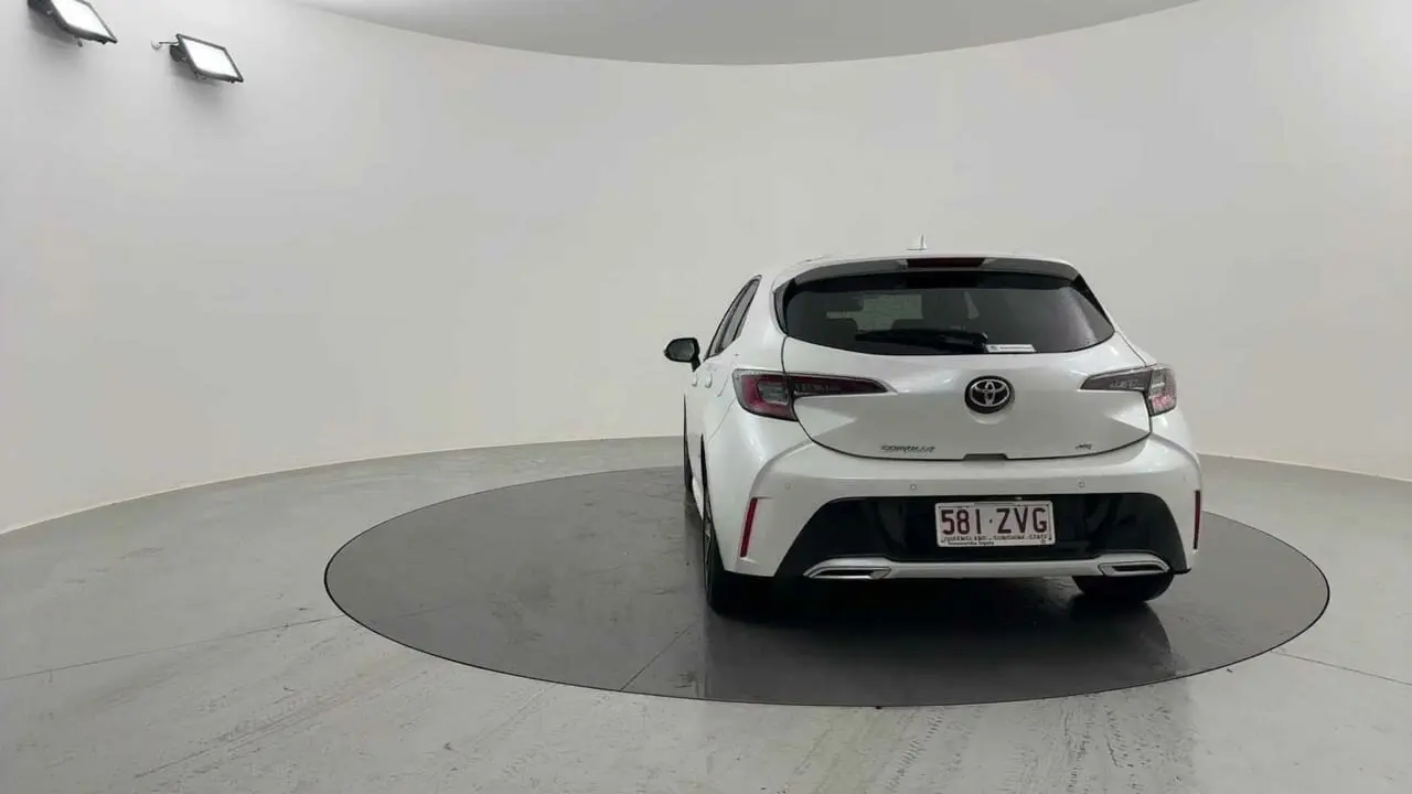 2019 Toyota Corolla Gallery Image 4