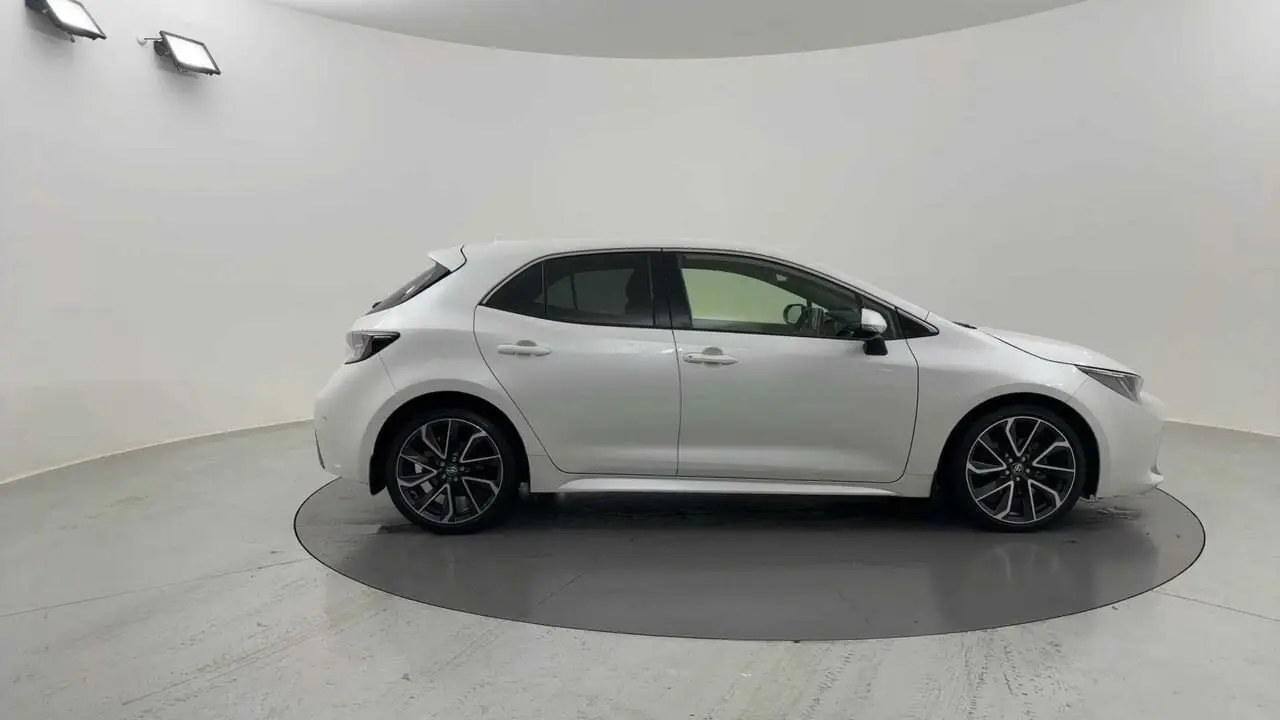 2019 Toyota Corolla Gallery Image 6