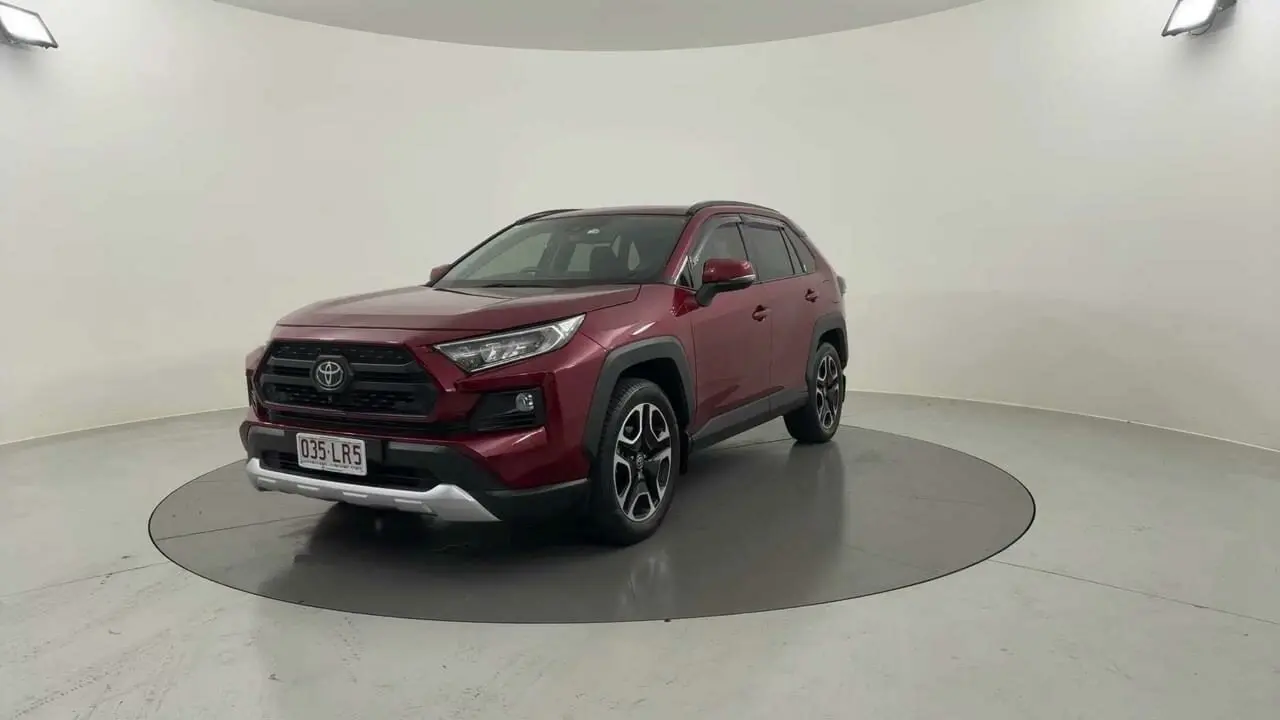 2021 Toyota Rav4 Gallery Image 1