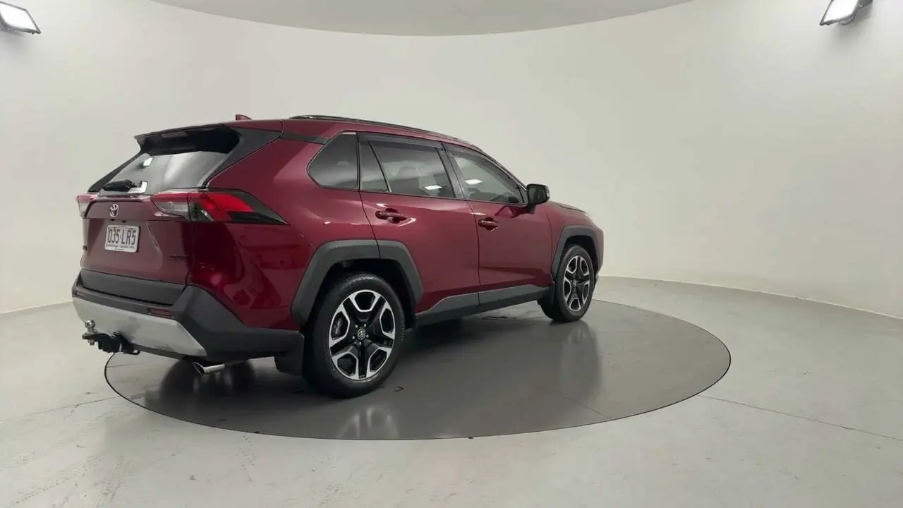 2021 Toyota Rav4 Gallery Image 5