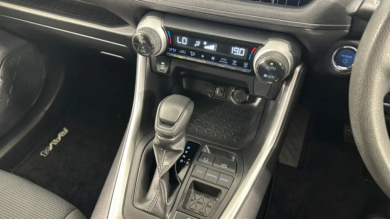 2019 Toyota Rav4 Gallery Image 5