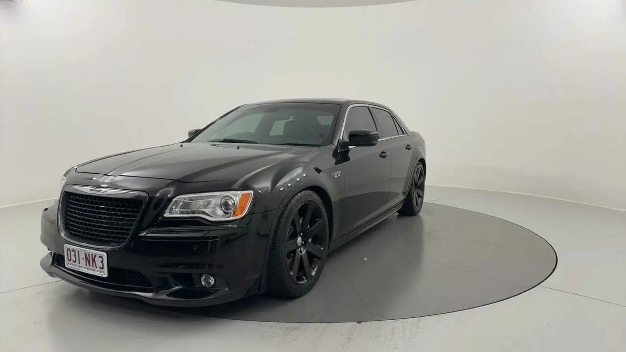 2012 Chrysler 300 Gallery Image 1
