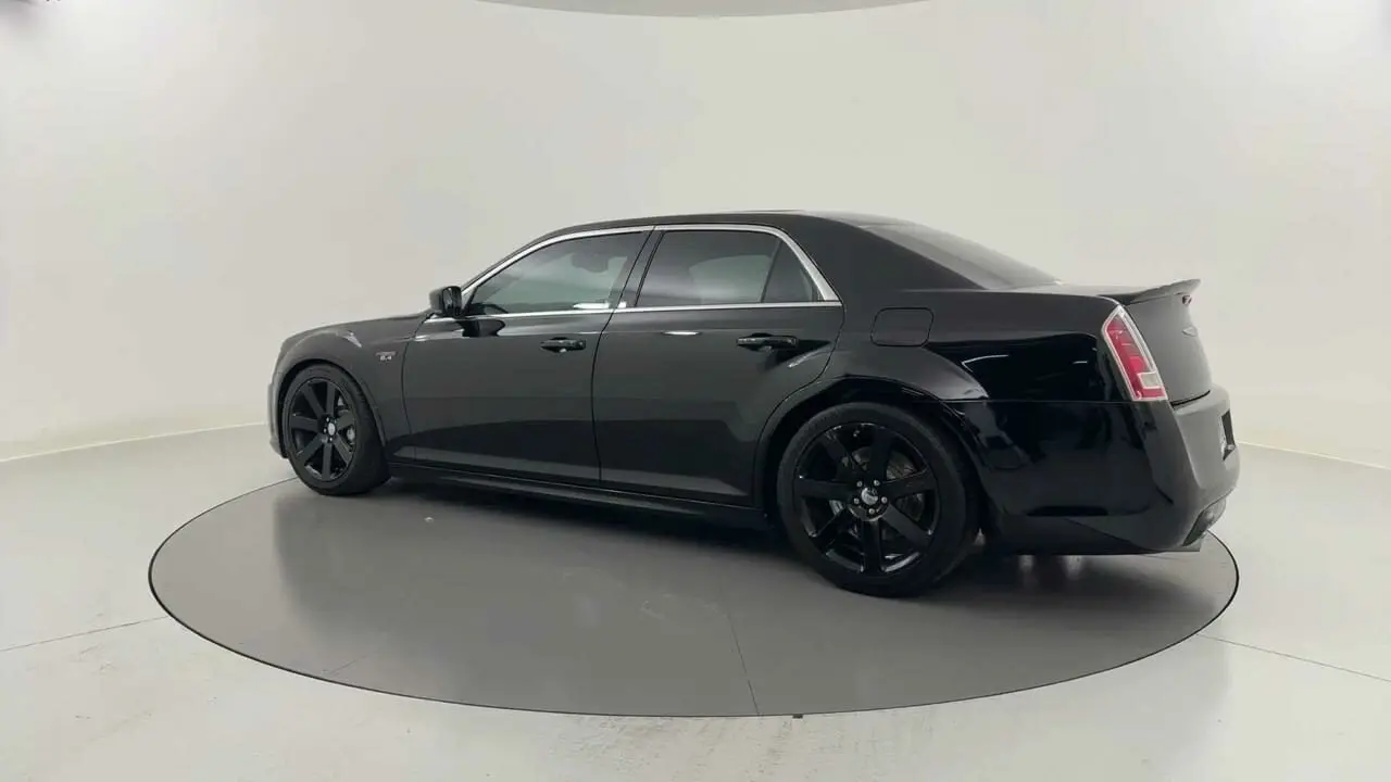 2012 Chrysler 300 Gallery Image 3