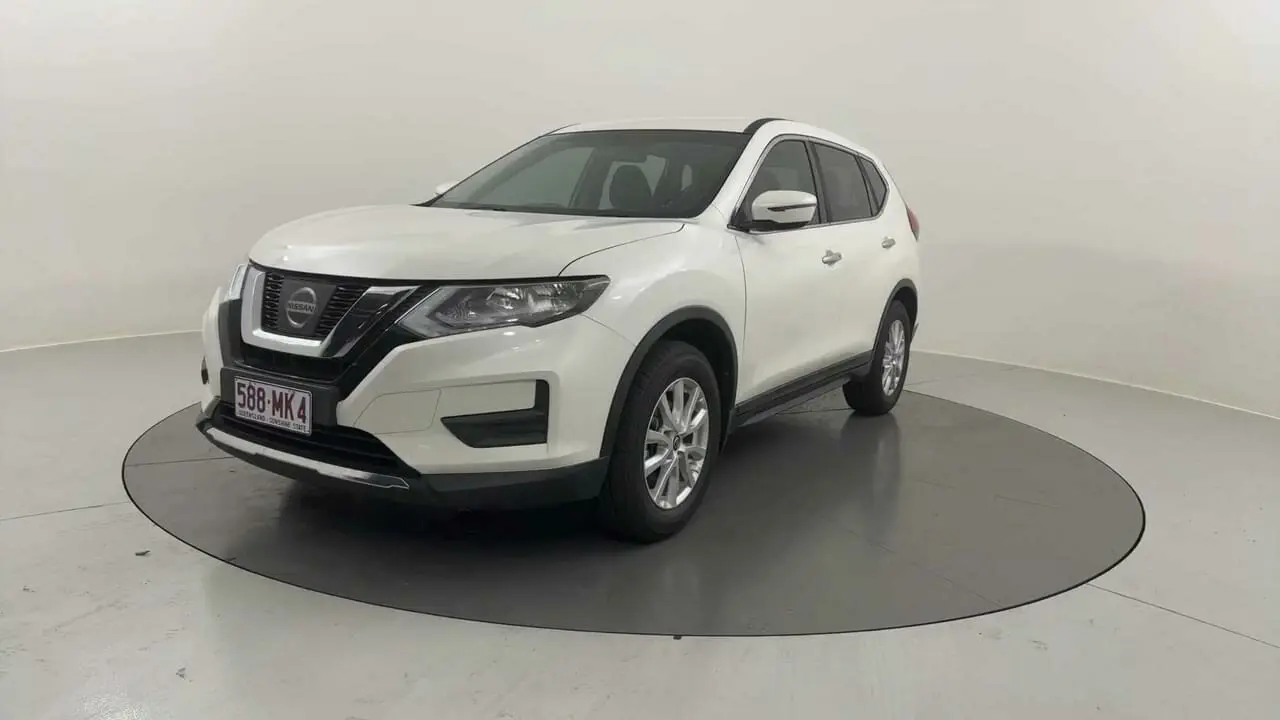 2019 Nissan X-Trail Gallery Image 1