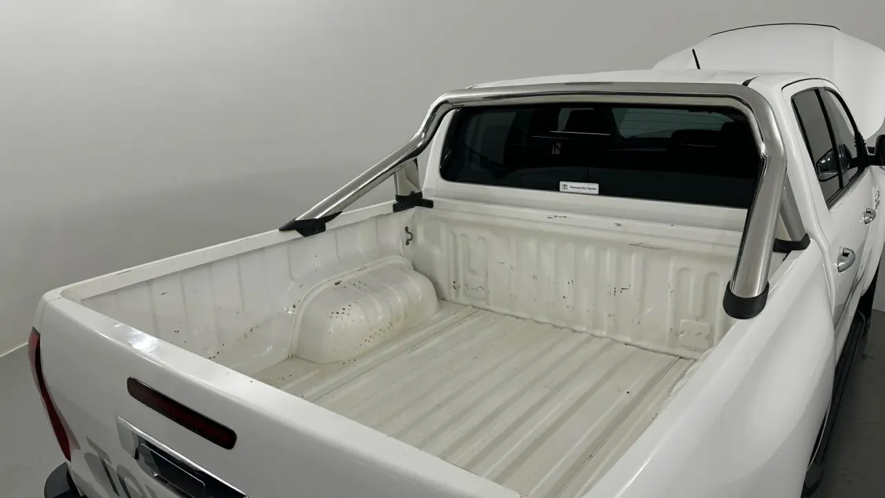 2019 Toyota Hilux Gallery Image 19