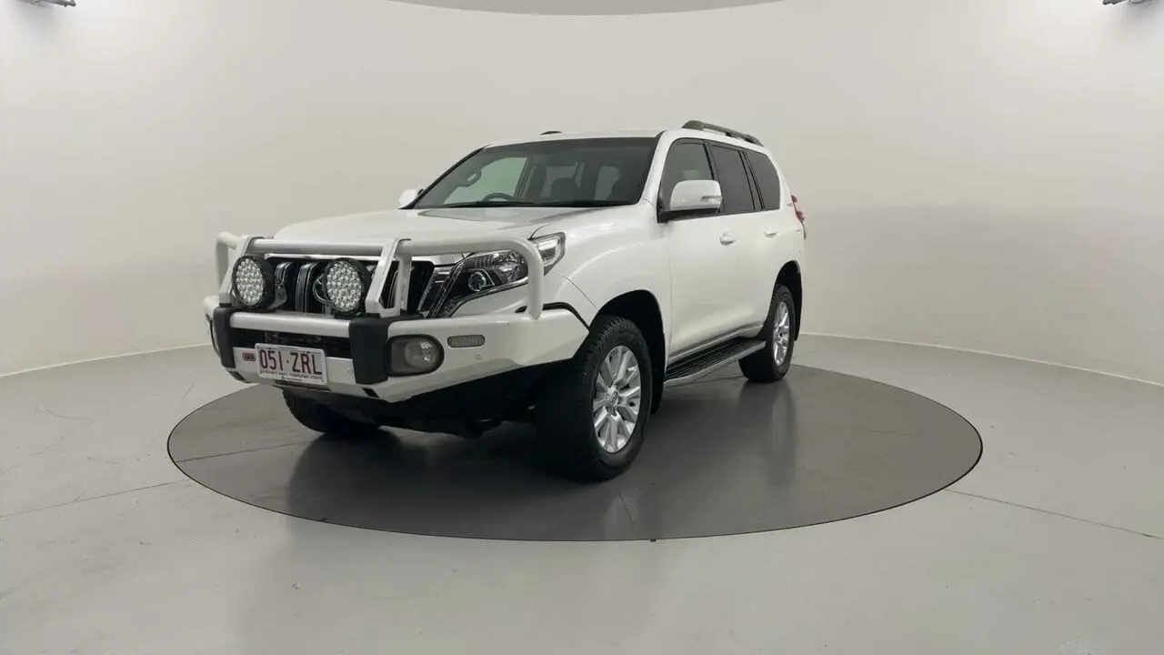 2016 Toyota Landcruiser Prado Gallery Image 1