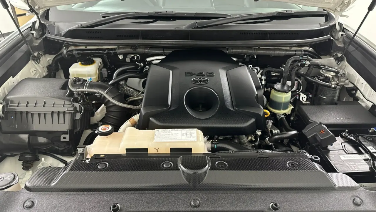 2016 Toyota Landcruiser Prado Gallery Image 20