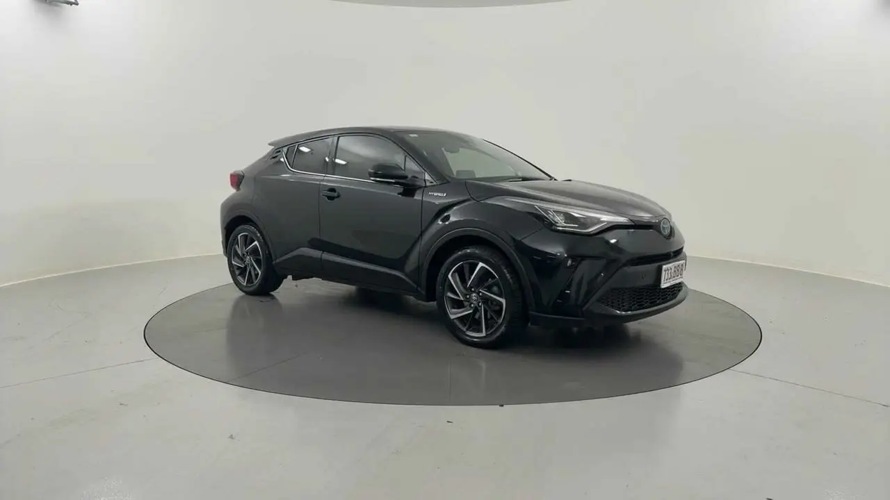 2021 Toyota C-HR Gallery Image 7