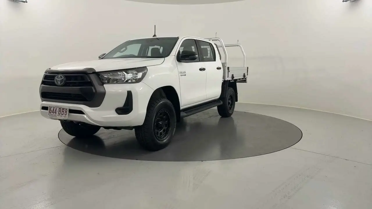 2020 Toyota Hilux Gallery Image 1